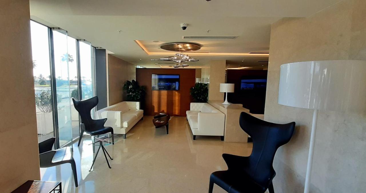 Alliance Palace Sea View Apartment Batumi Exterior foto